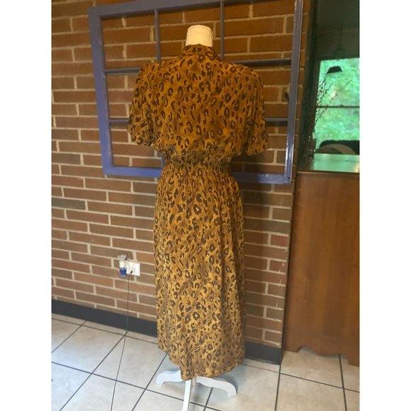 Stunning Vintage 70s Cheetah Print Dress 100% Silk by Robbie Bee - Picture 9 of 11
